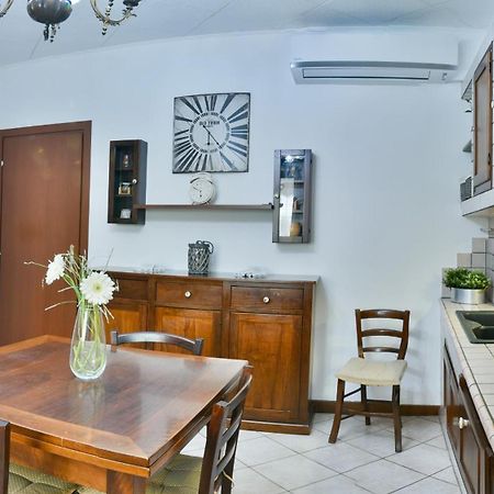 Fontana Oasis Apartments Кастельнуово-дель-Гарда Экстерьер фото