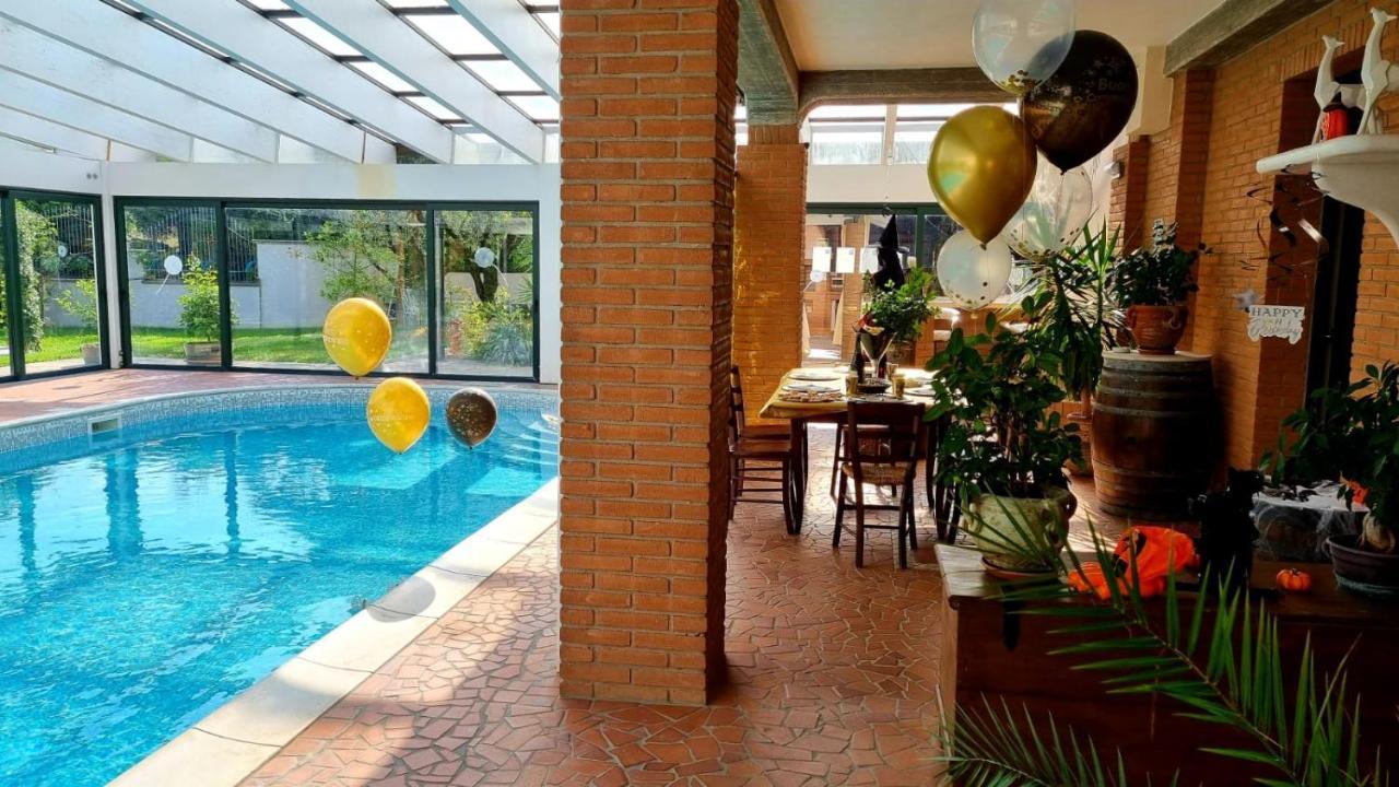 Fontana Oasis Apartments Кастельнуово-дель-Гарда Экстерьер фото
