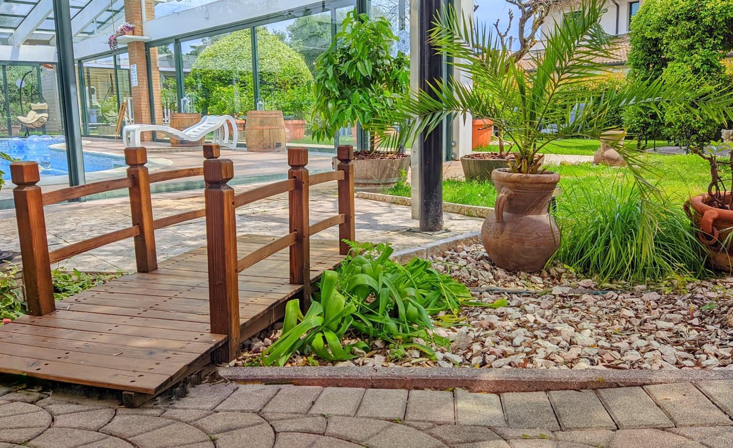 Fontana Oasis Apartments Кастельнуово-дель-Гарда Экстерьер фото